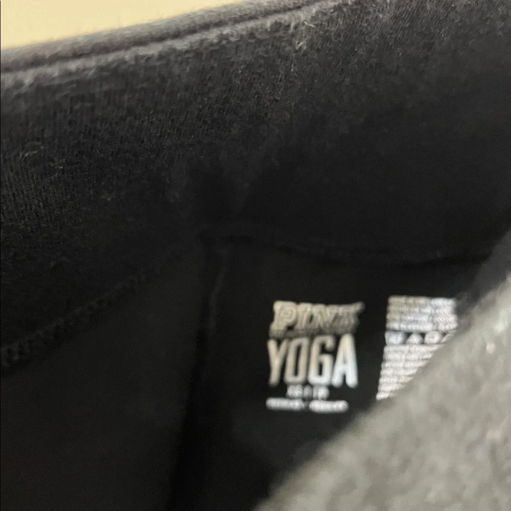 PINK Victoria's Secret Black Yoga Leggings xs - Picture 3 of 4